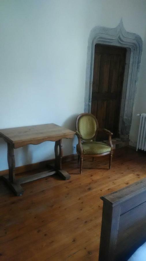 Le Vieux Chateau Airvault Eksteriør billede